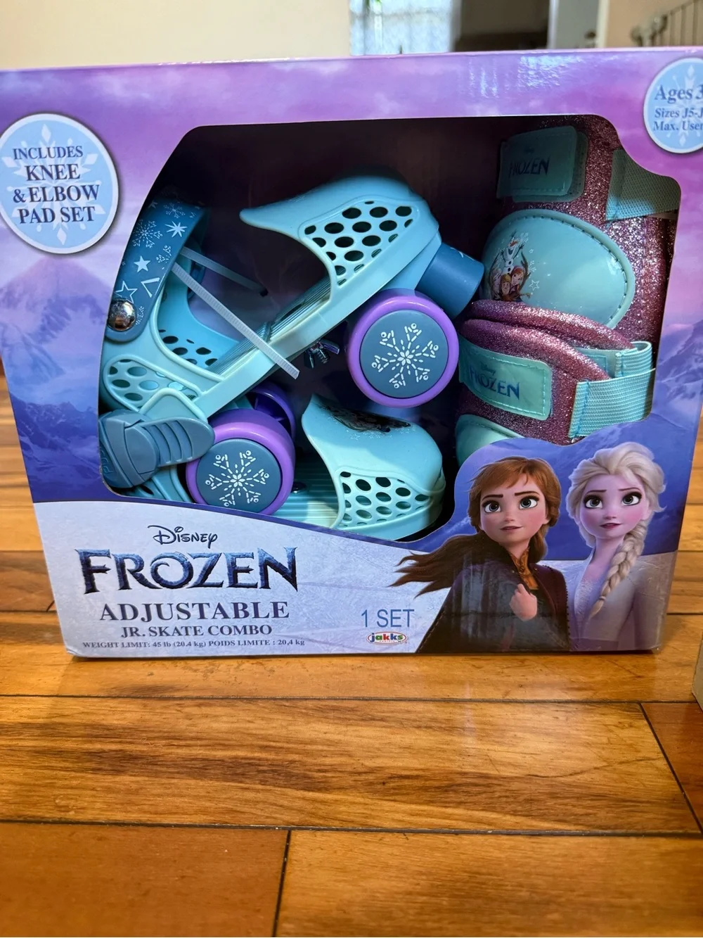 Disney Frozen Mint Blue and Purple Junior Adjustable Skate Set with Pads